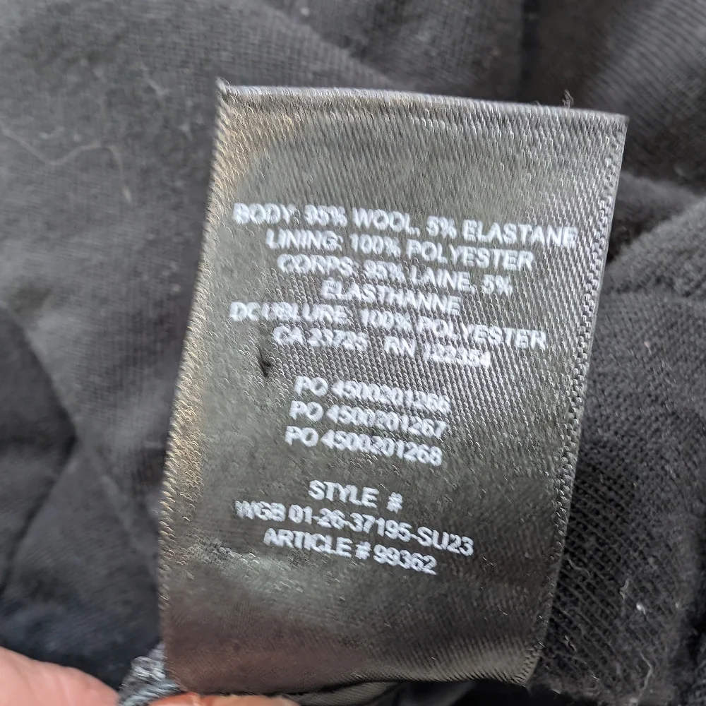 💘 Aritzia babaton agency shorts - Picture 7 of 7